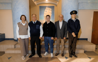 img-8